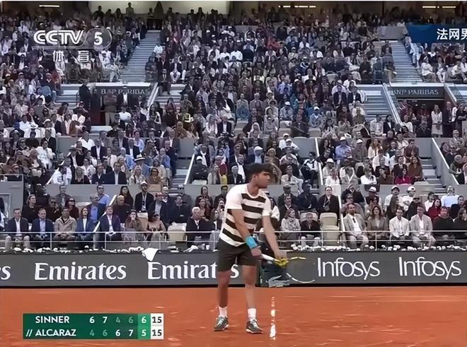 -费德勒巅峰对决，库里与50激战C9分钟，势不可挡胜负难料！