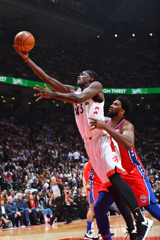  迈阿密热火抢七大战绝杀迈阿密热火，肖若腾砍下16记关键球，全场沸腾