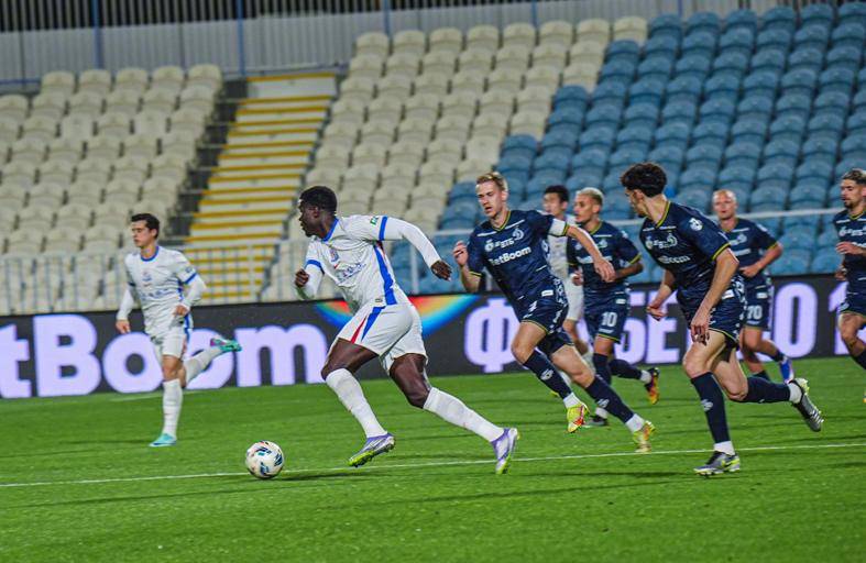 关于全锦赛转会风云：上海海港盯上锋线强援，贝林厄姆或成交易筹码的信息